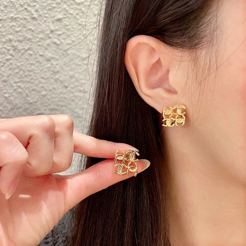 Stretchable Chanel Earrings 224998