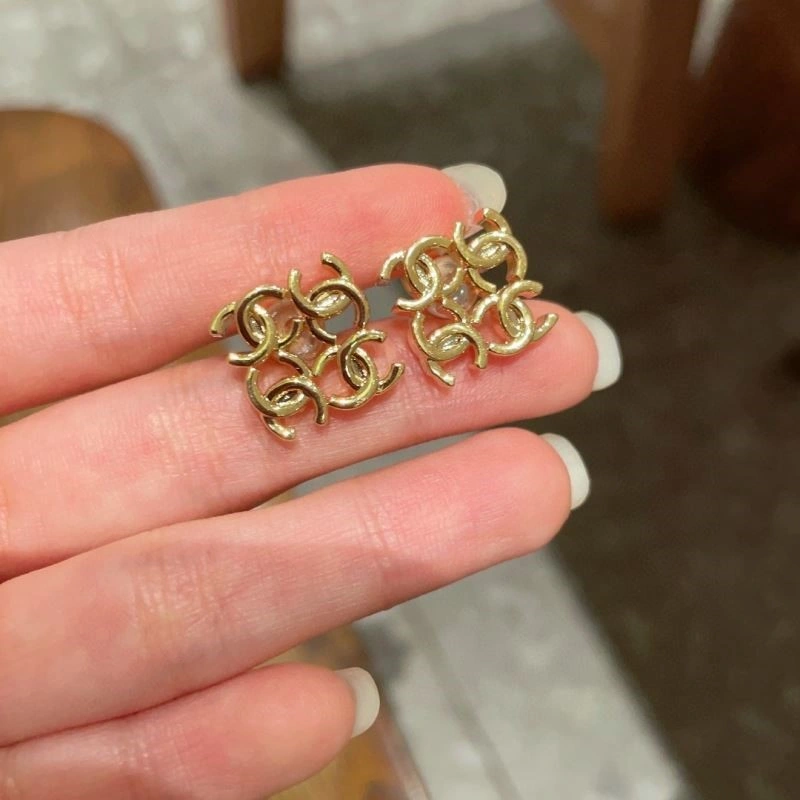 Stretchable Chanel Earrings 224998