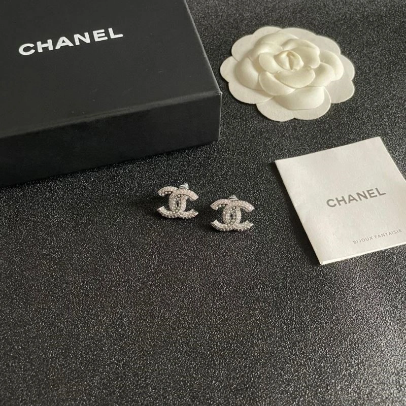 Chanel Earrings ZipUp 225006