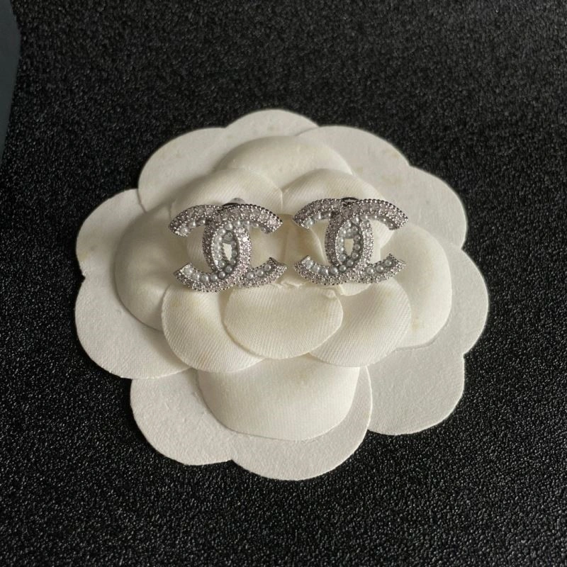 Chanel Earrings ZipUp 225006