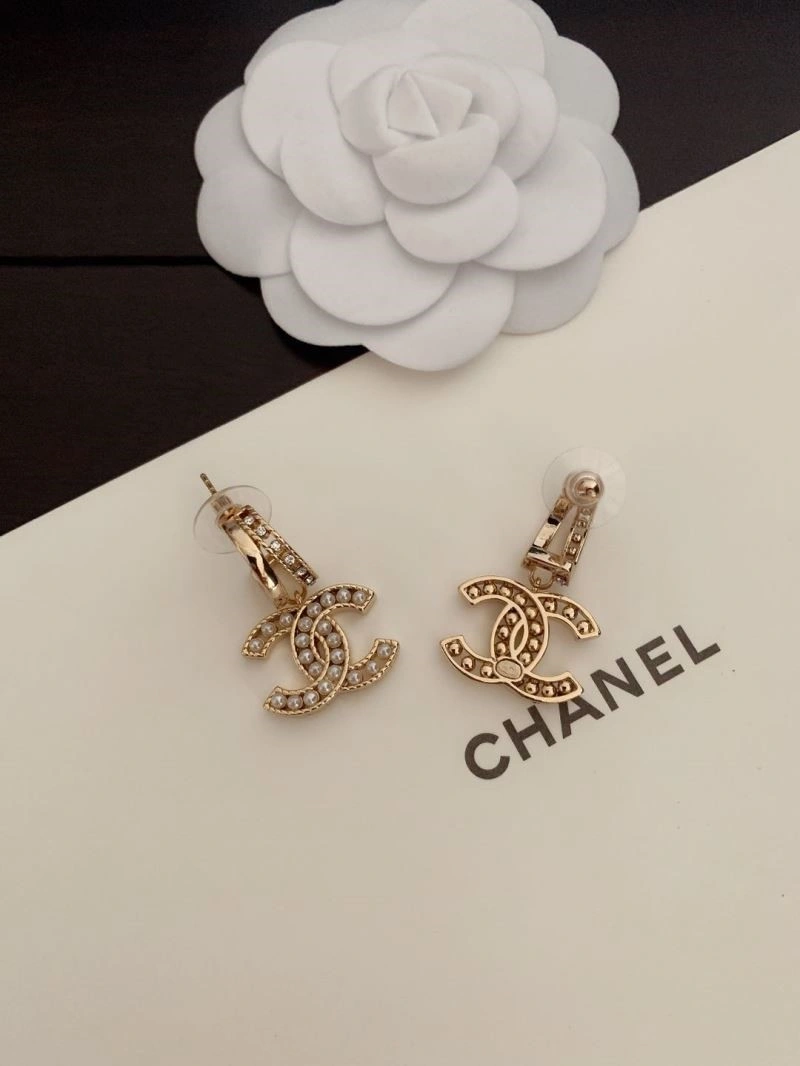 Chanel Earrings MoistureWicking 224992