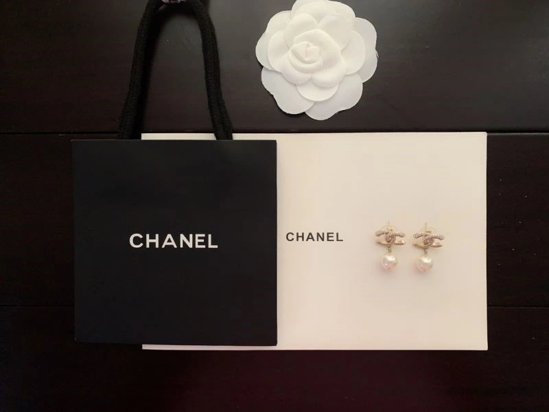Chanel Earrings HighPerformance 225005