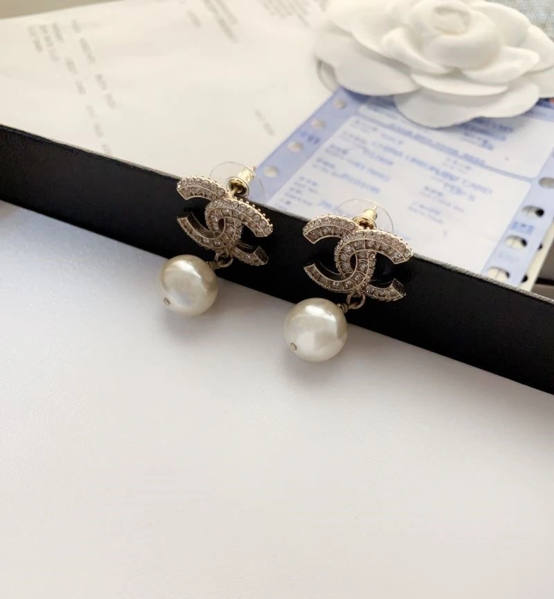 Chanel Earrings HighPerformance 225005
