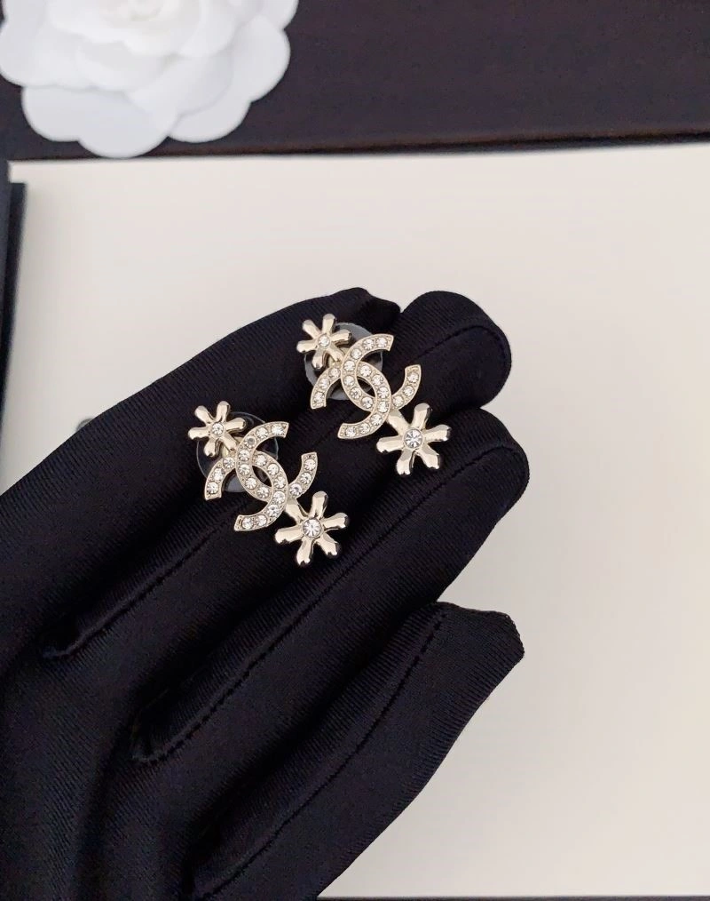 Sustainable Chanel Earrings 224976