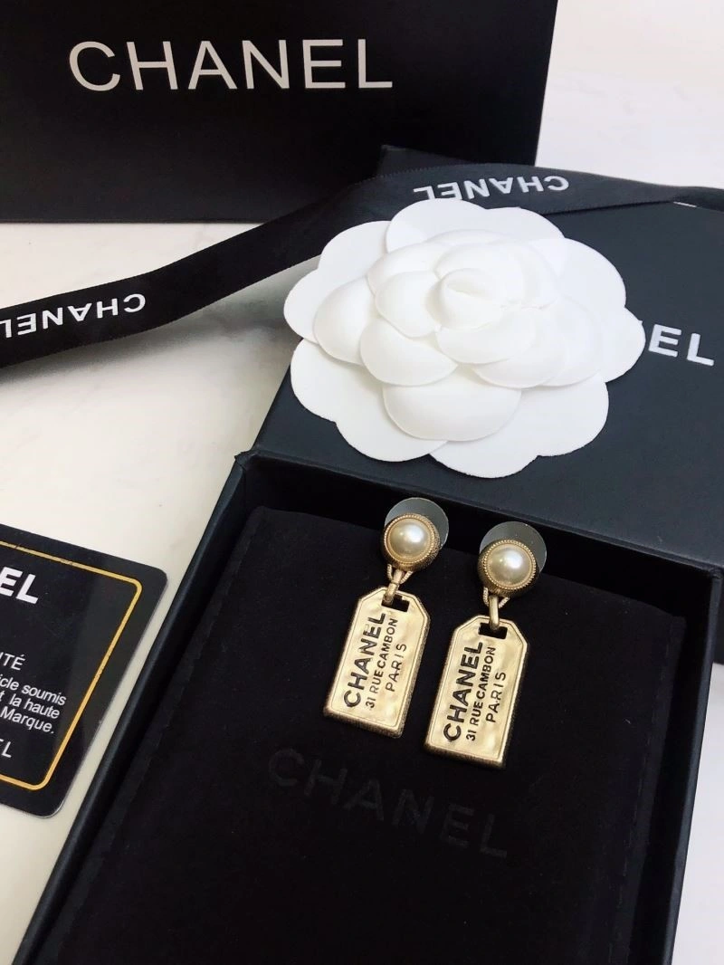 Chanel Earrings Resilient 224972