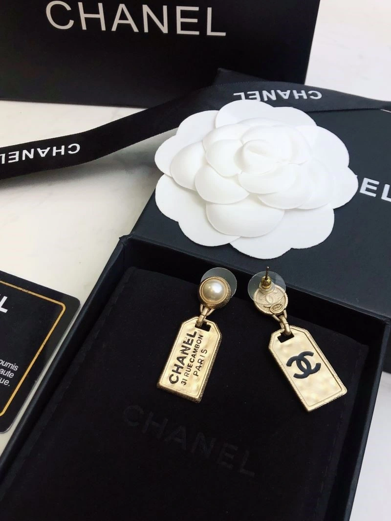 Chanel Earrings Resilient 224972