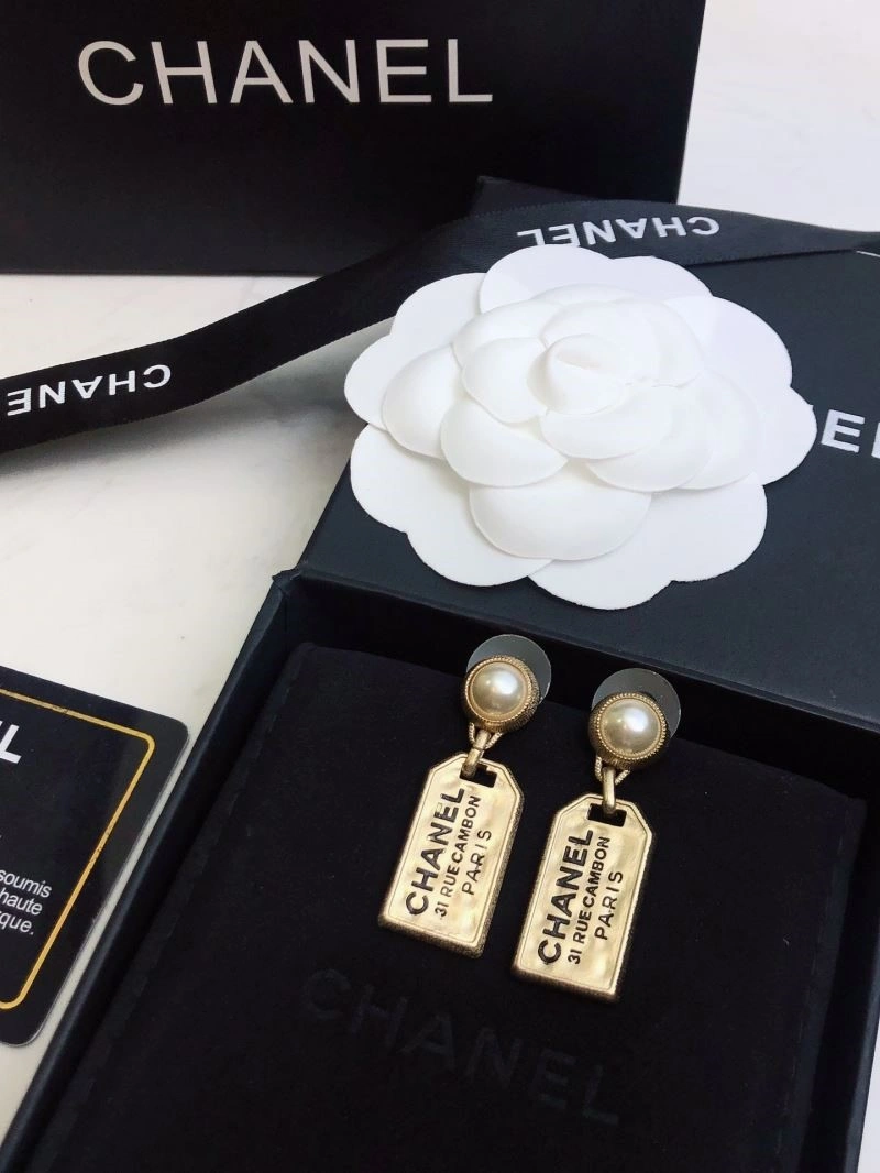 Chanel Earrings Resilient 224972