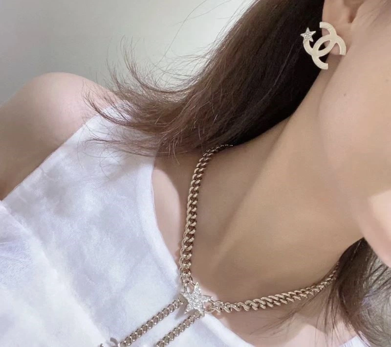 Chanel Earrings Durable 224963