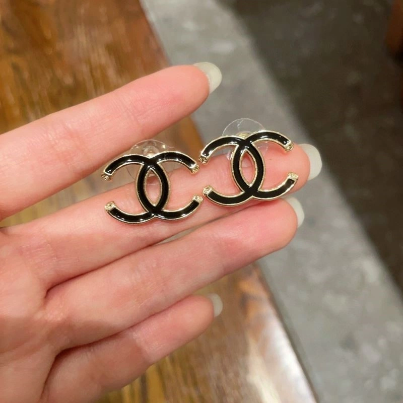 Chanel Earrings SmoothTexture 224954