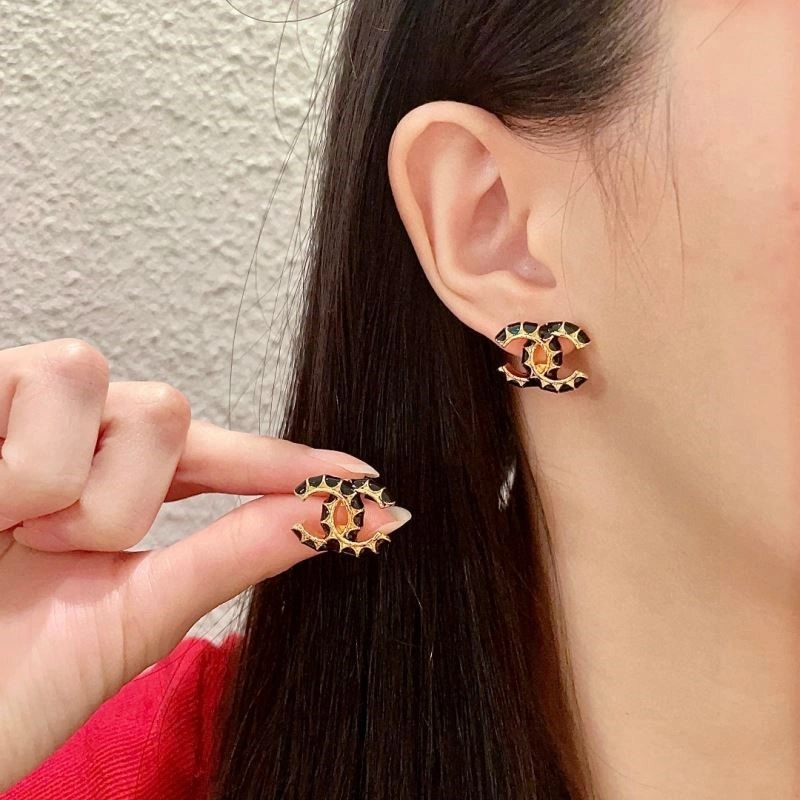 GoAnywhere Chanel Earrings 224950