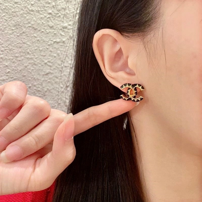 GoAnywhere Chanel Earrings 224950
