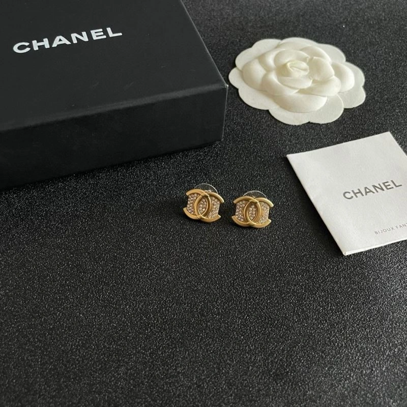 Minimalist Chanel Earrings 224933