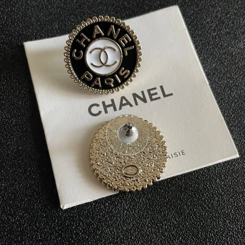 Trendsetting Chanel Earrings 224925