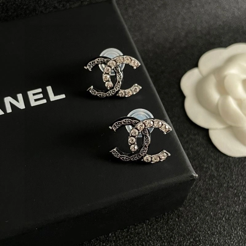 Chanel Earrings Lightweight 224924