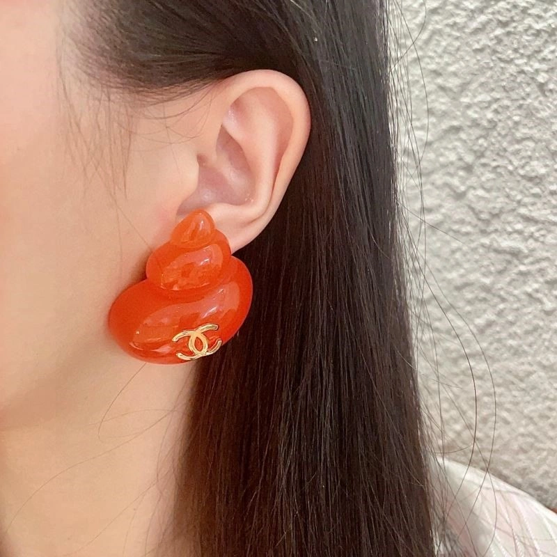 Effortless Chanel Earrings 225008