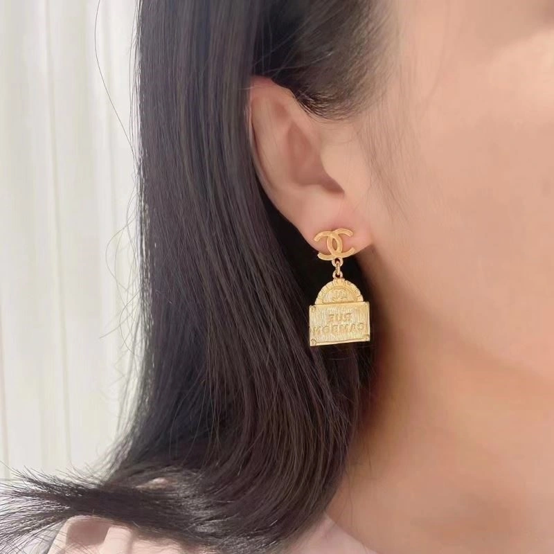 Chanel Earrings Tailored 224922