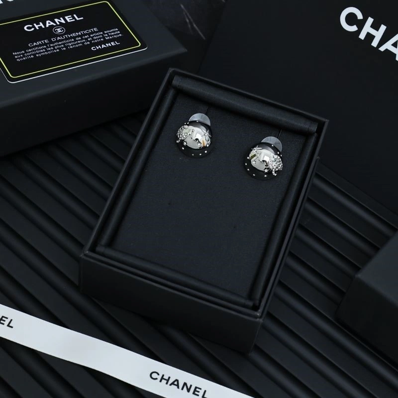 Resilient Chanel Earrings 224923