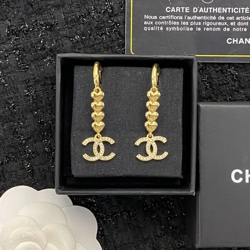 Chanel Earrings Sleek 224911