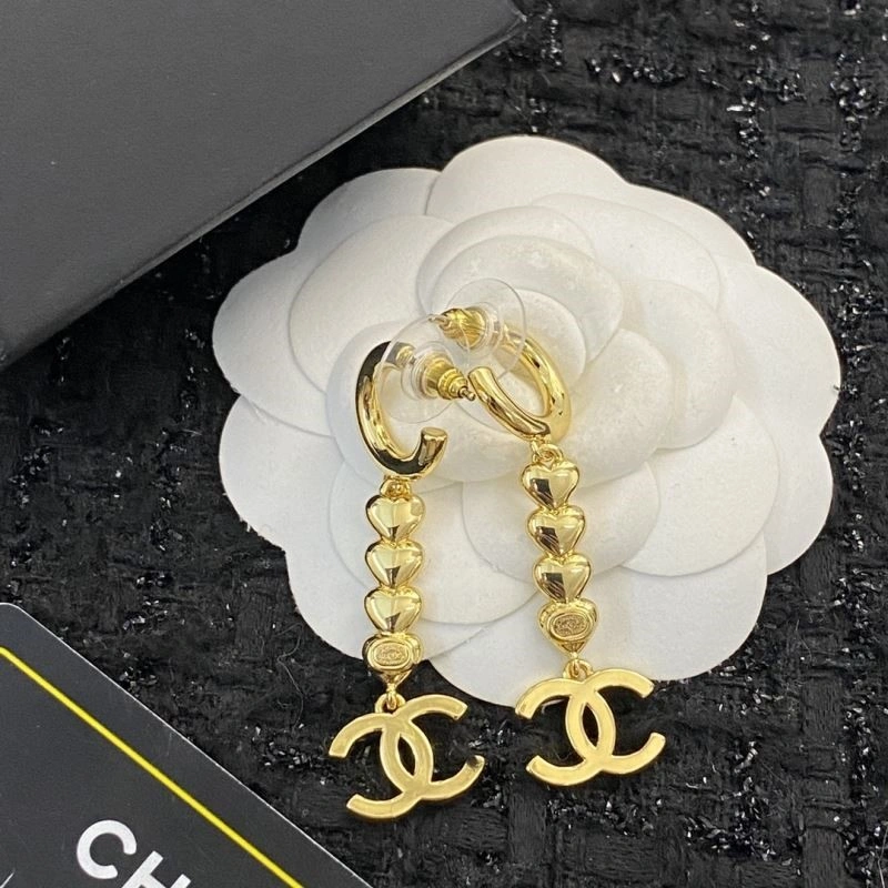 Chanel Earrings Sleek 224911