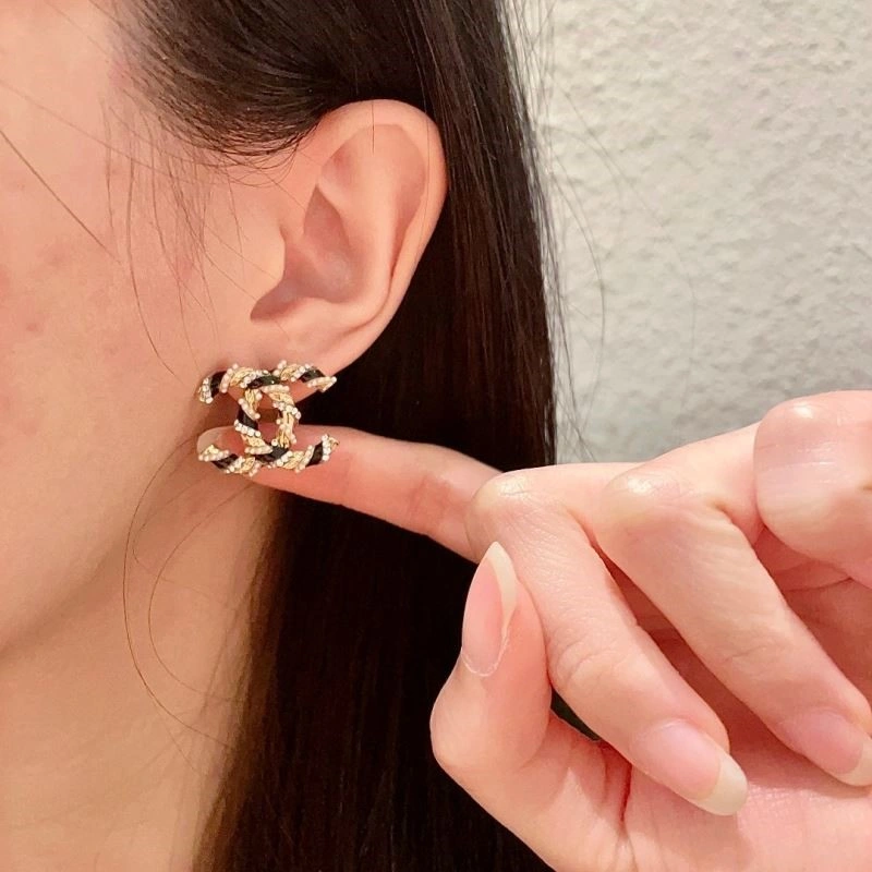 Tailored Chanel Earrings 224892