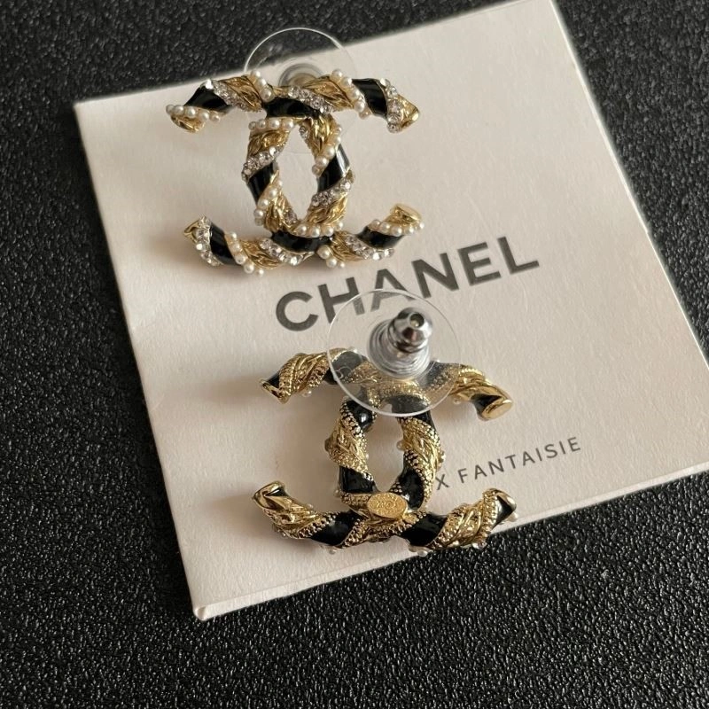 Tailored Chanel Earrings 224892