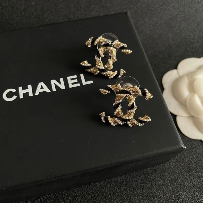 Tailored Chanel Earrings 224892
