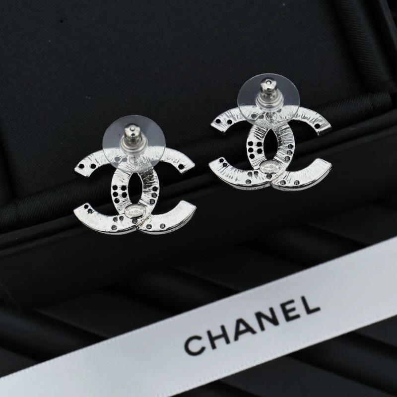 Popular Chanel Earrings 224879