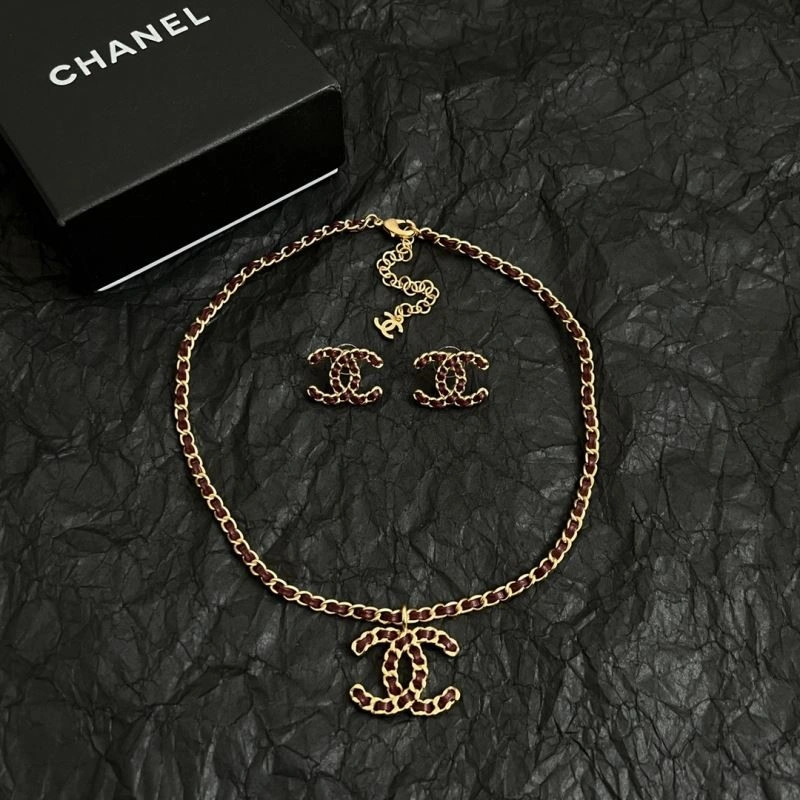 Chanel Earrings Durable 224882