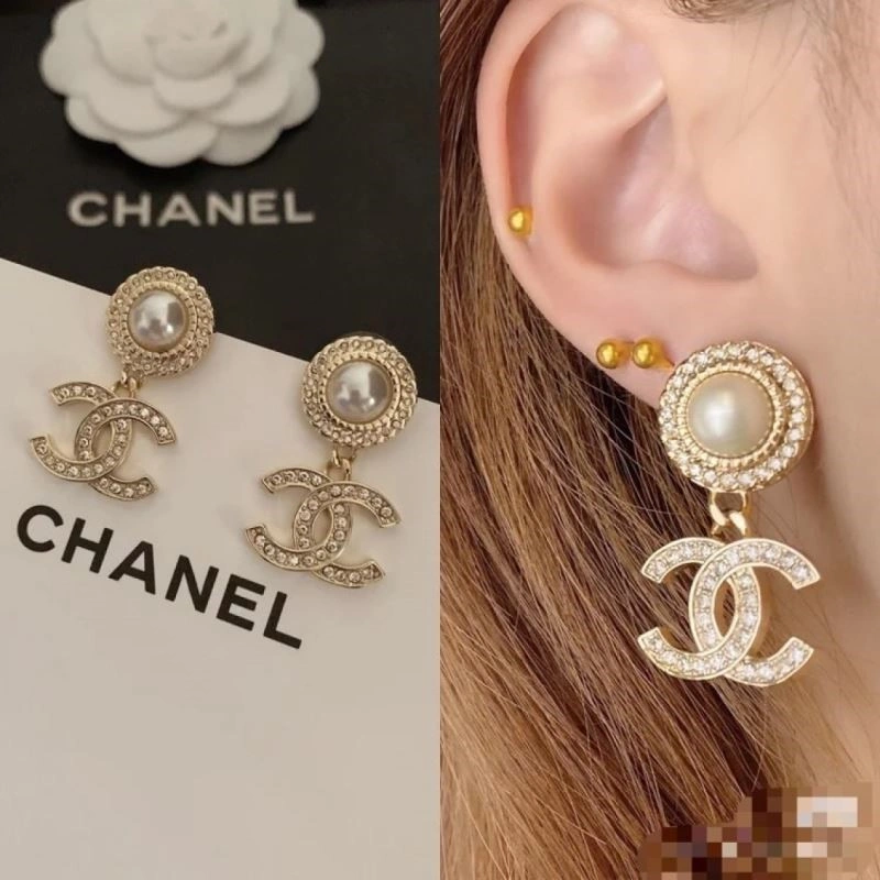 Chanel Earrings Durable 224839