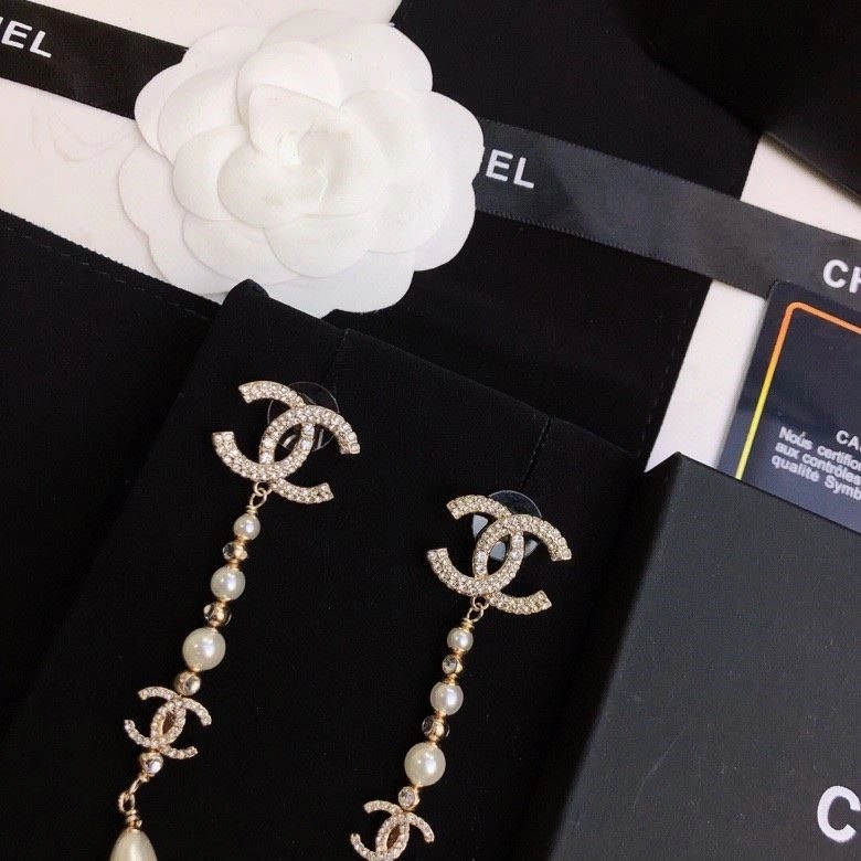 Chanel Earrings WellDesigned 224840