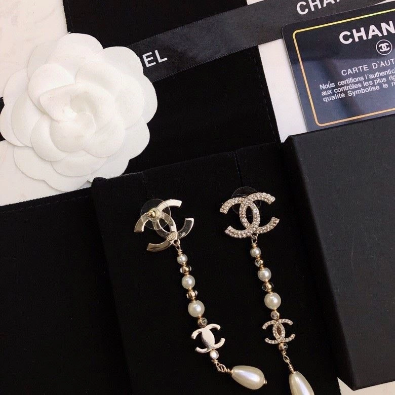 Chanel Earrings WellDesigned 224840