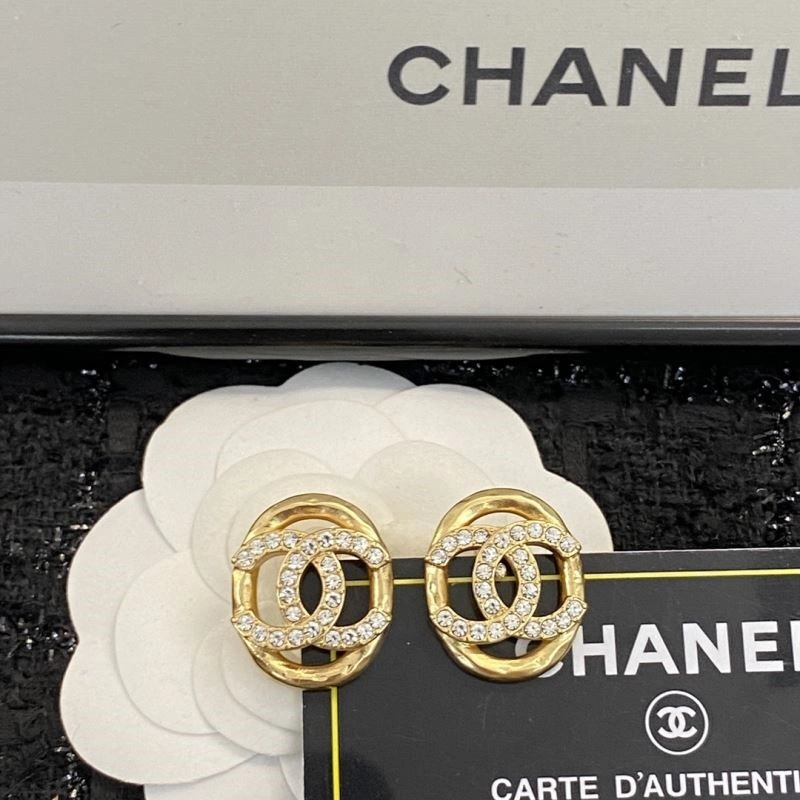 Chanel Earrings Durable 224827