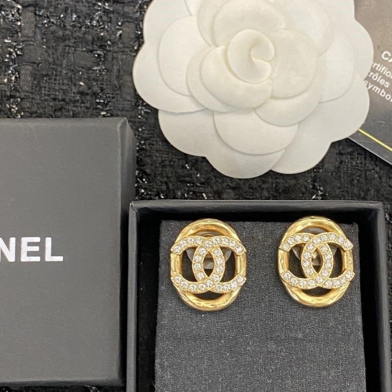 Chanel Earrings Durable 224827