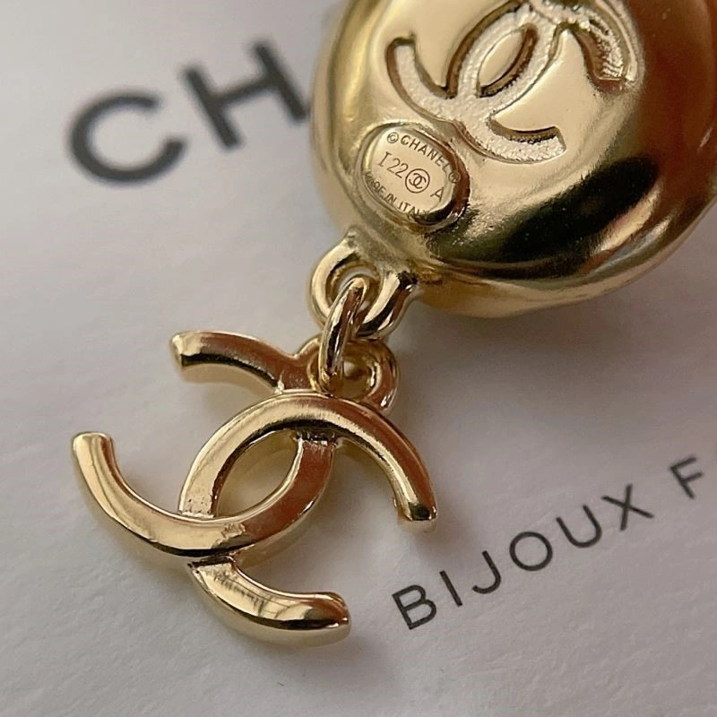 Chanel Earrings Stylish 224809