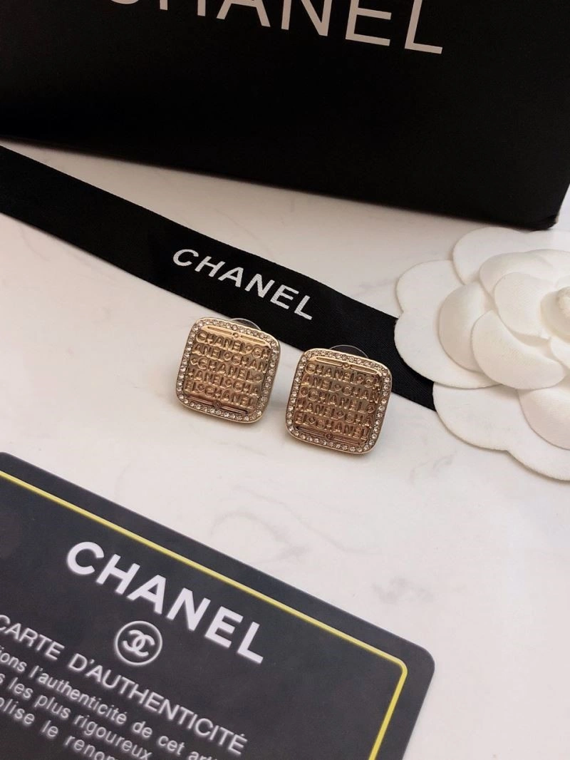 Chanel Earrings Supportive 224792