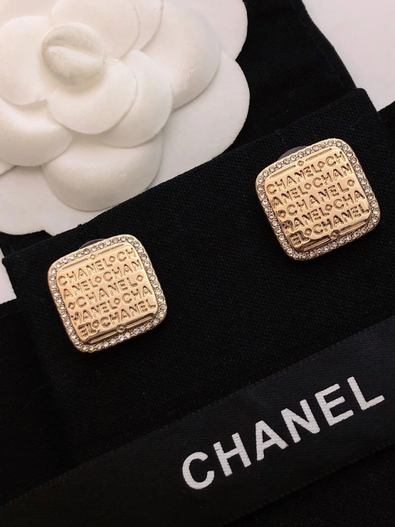 Chanel Earrings Supportive 224792