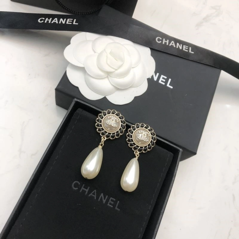 Chanel Earrings MultiPurpose 224768