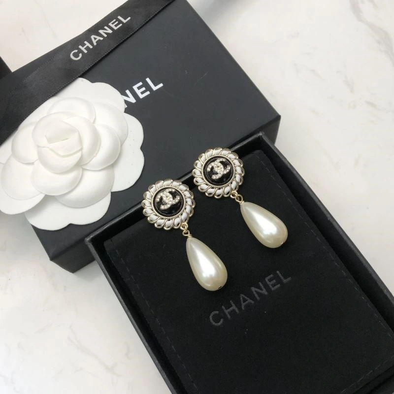 Chanel Earrings MultiPurpose 224768