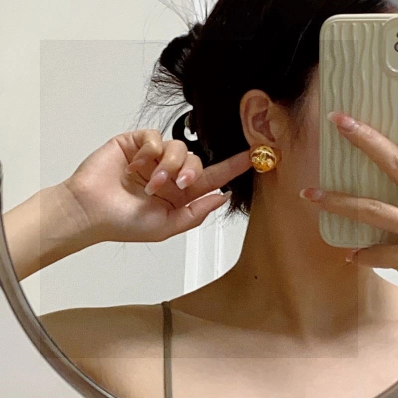 Chanel Earrings Durable 224753