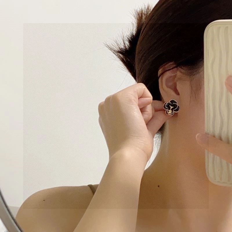 Chanel Earrings Fashionable 224319