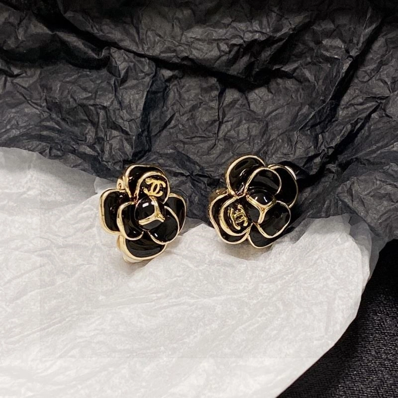 Chanel Earrings Fashionable 224319