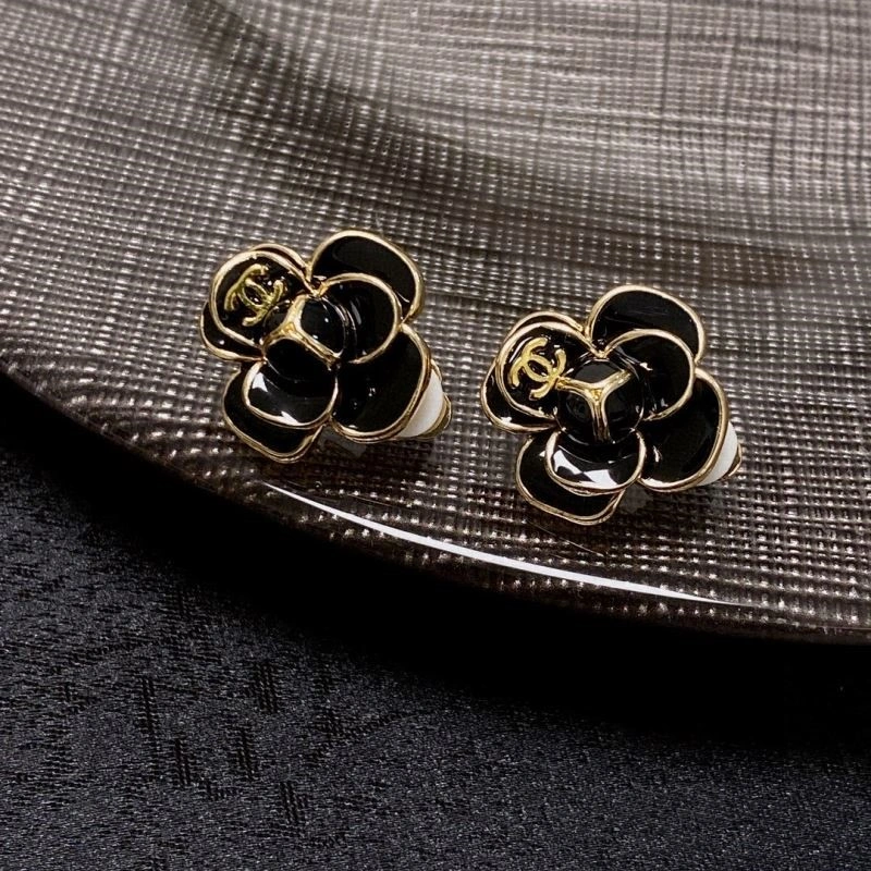 Chanel Earrings Fashionable 224319