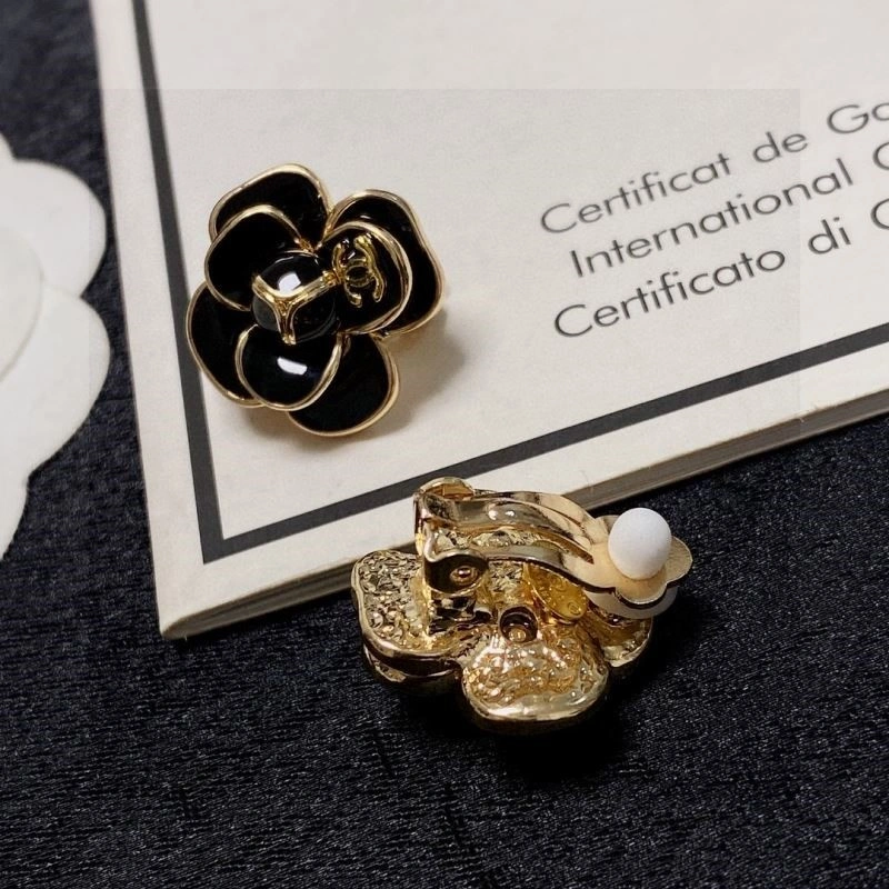 Chanel Earrings Fashionable 224319