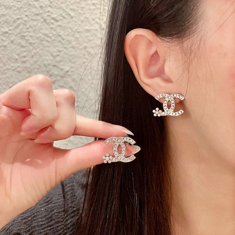 Chanel Earrings Sophisticated 224292