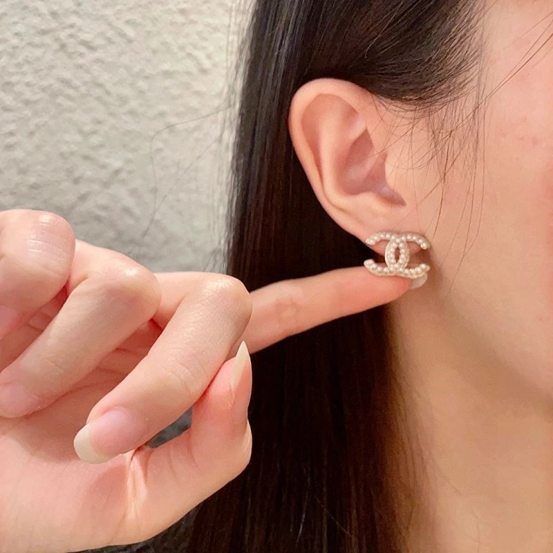 Resilient Chanel Earrings 224301