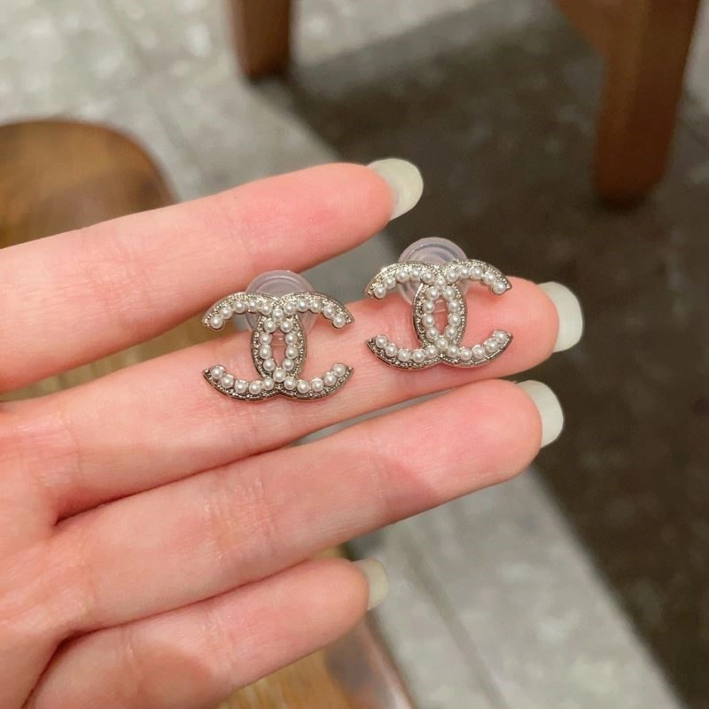 Resilient Chanel Earrings 224301