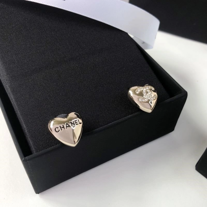 WellDesigned Chanel Earrings 224295