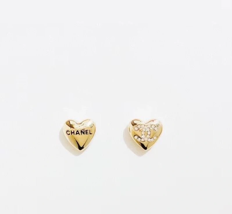 WellDesigned Chanel Earrings 224295