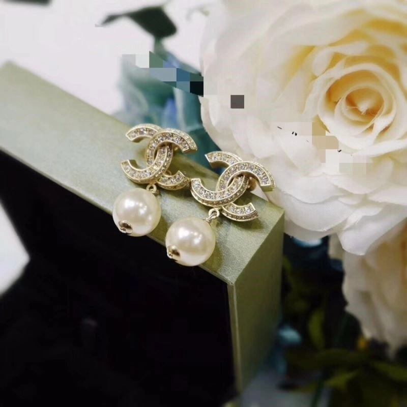 WellDesigned Chanel Earrings 224286