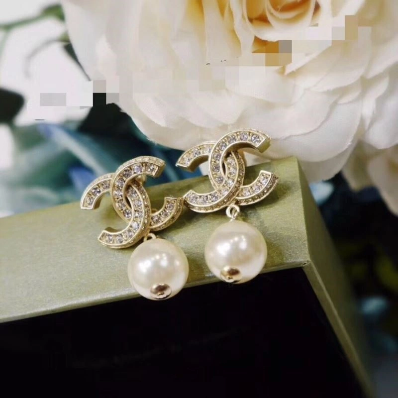 WellDesigned Chanel Earrings 224286